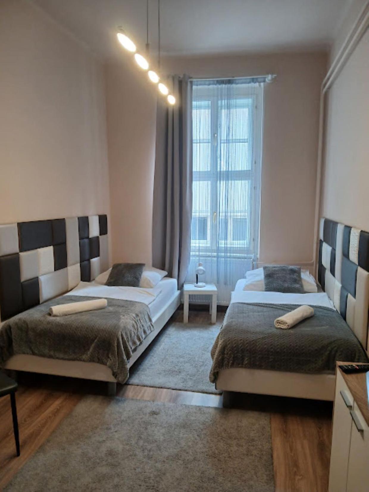 Soda apartman Gyor Bagian luar foto